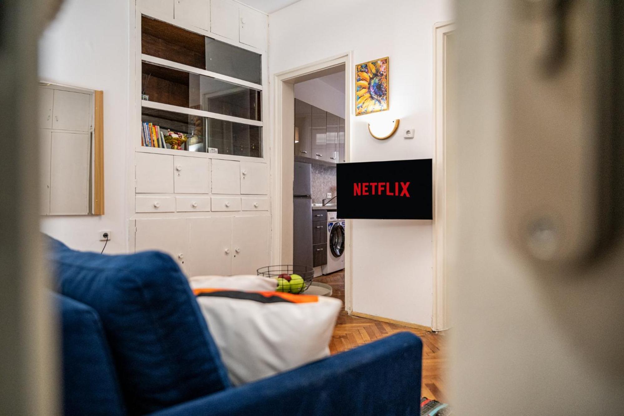Lovely Art Apartment - Victory Varna Esterno foto